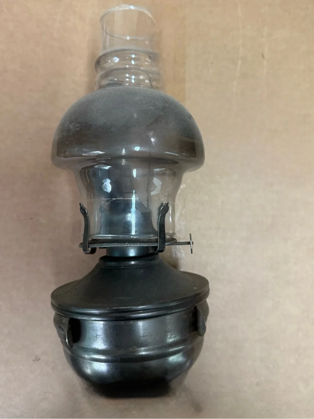 Antique-Style Silver Metal Oil Lamp with Clear Glass Chimney